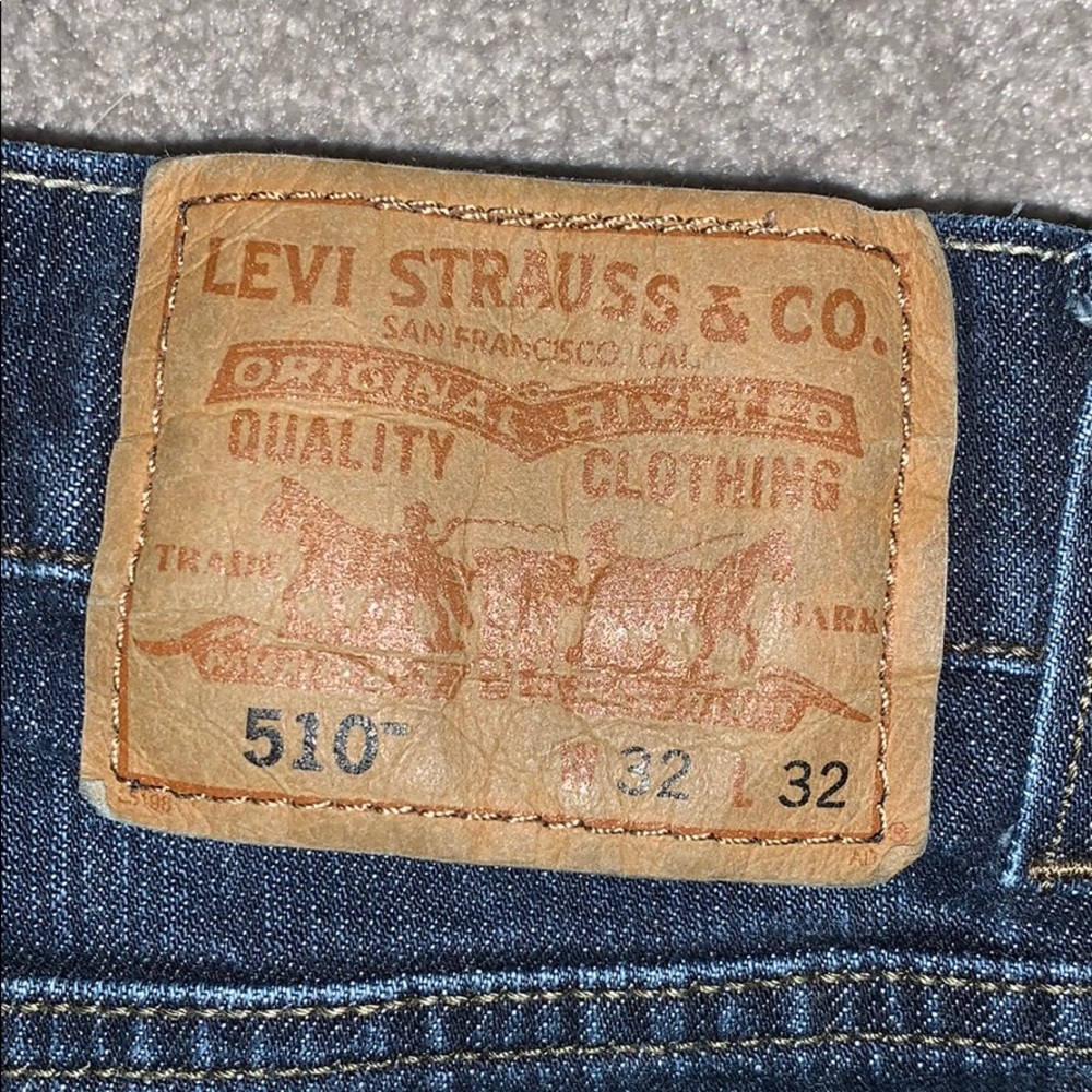 Levi Jeans - Picture 3 of 5
